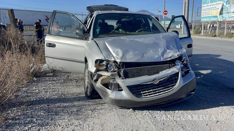 $!El choque ocurrió la mañana de este lunes en la carretera a Derramadero.