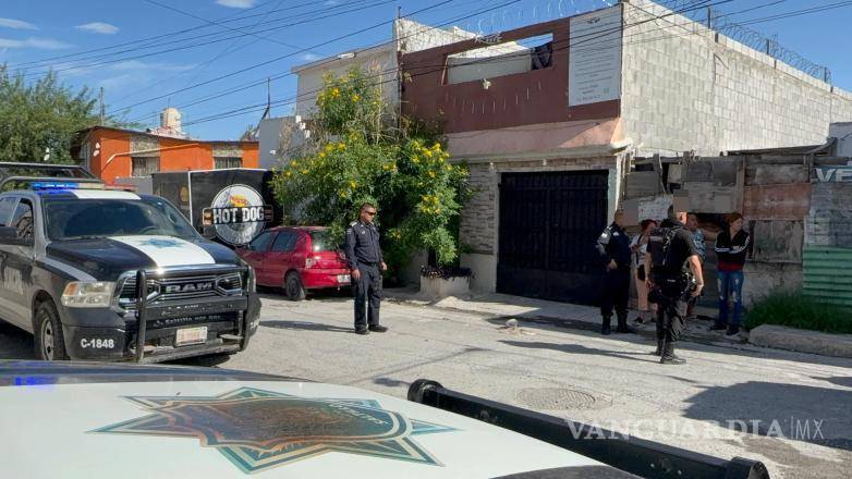 $!El ataque ocurrió cuando el presunto agresor pasaba en moto frente al domicilio.