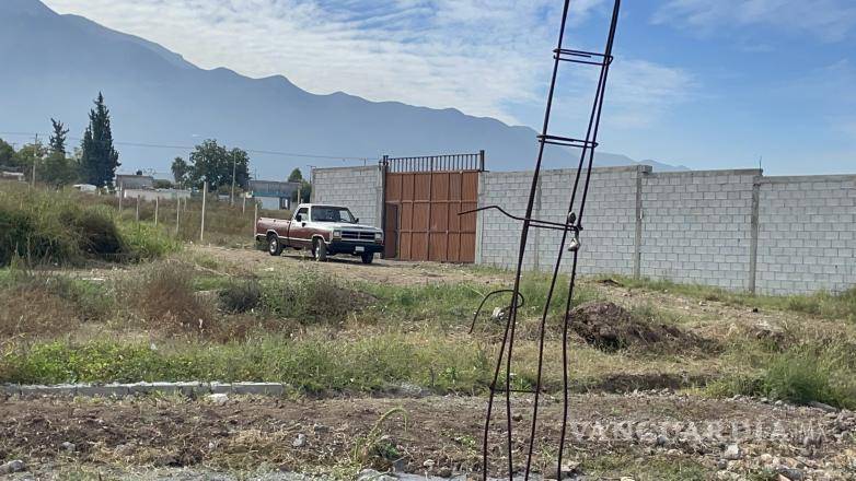 $!Los propietarios, tras agredir al ladrón, cerraron el predio y se retiraron del lugar sin esperar a las autoridades.