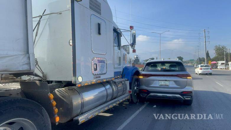 $!Los daños en ambos vehículos fueron evaluados por la aseguradora de la camioneta.