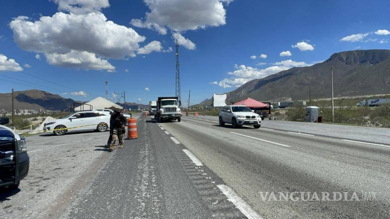 $!El auto fue llevado hasta el filtro de seguridad.