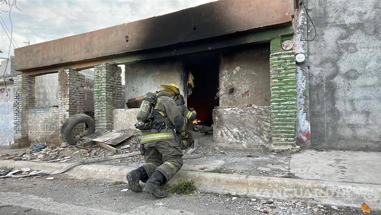 $!Autoridades mantienen abierta la indagatoria para esclarecer cómo inició el siniestro.