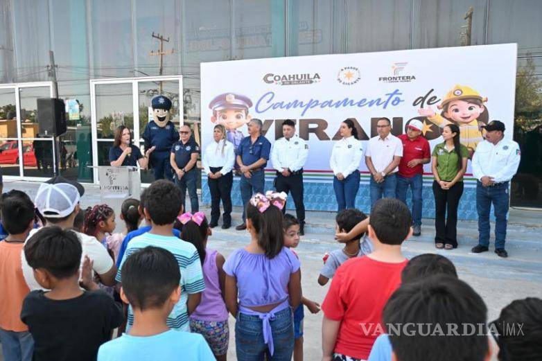 $!Autoridades municipales inauguraron el campamento en el Gimnasio Rodolfo Luna Torres.