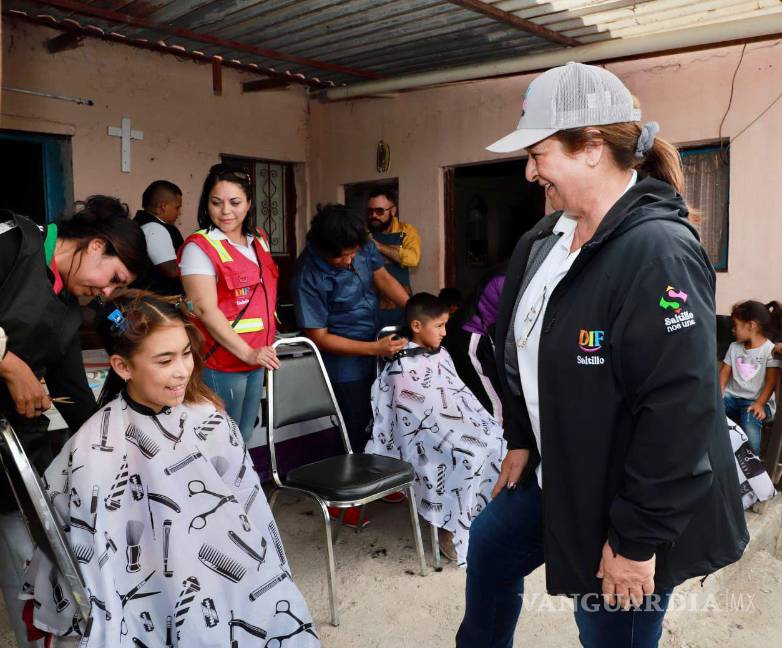 $!Los servicios proporcionados incluyen consultas médicas generales, aplicación del cuadro básico de vacunas, entrega de medicamentos, y lentes a precios accesibles.