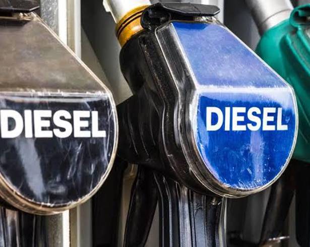 El secretario del Tesoro de Estados Unidos, señaló que los funcionarios están evaluando la medida según su impacto en la capacidad de refinación con que cuenta el país
