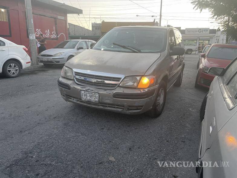 $!La unidad cerrada era conducida por una adulta mayor.