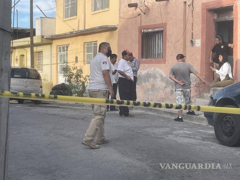 $!Tras el hallazgo del cadáver, el domicilio quedó bajo resguardo de la FGE y al término de la investigación será entregada a los familiares.