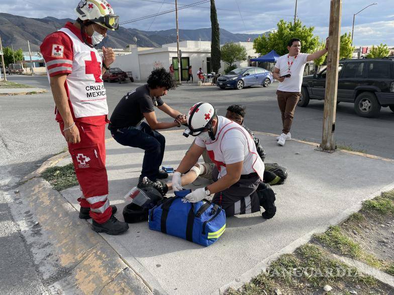 $!Jonathan de Jesús, de 26 años y miembro del motoclub Ranger, transitaba por el bulevar Santa Lucía cuando llegó al cruce con la calle Dolores Zendejo.