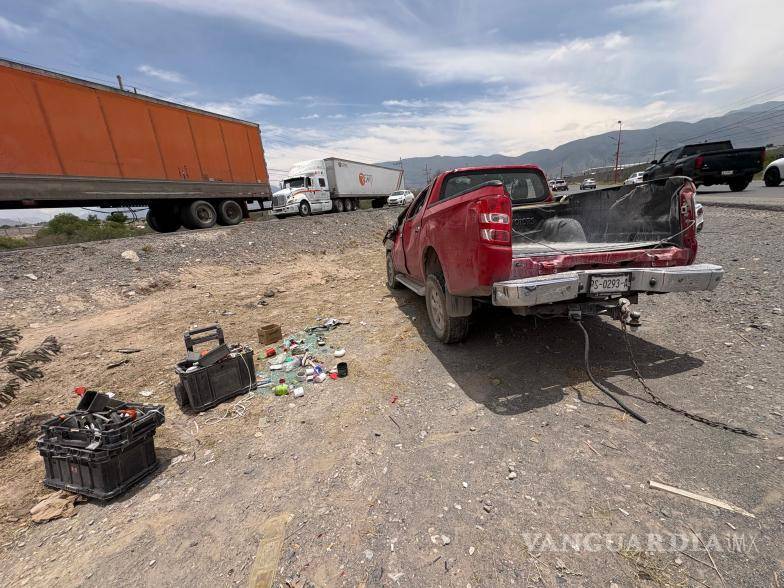 $!La camioneta fue declarada pérdida total por la aseguradora y posteriormente trasladada a un corralón mientras autoridades realizaban las diligencias correspondientes.