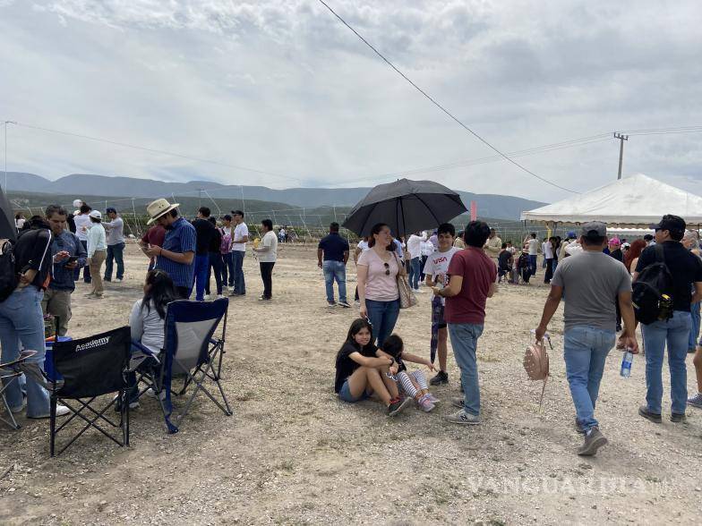 $!Los asistentes reconocieron la buena organización de las autoridades municipales para evitar que hubiera aglomeraciones.