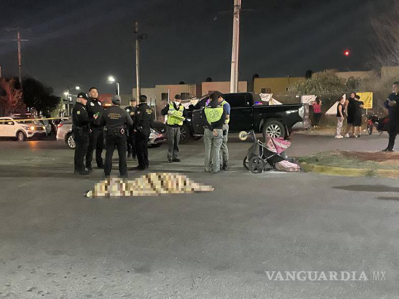 $!La zona del accidente fue acordonada mientras peritos realizaban las diligencias correspondientes.