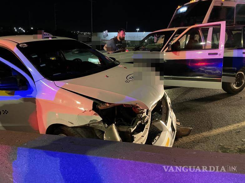 $!El accidente afectó la circulación en el Periférico Luis Echeverría Álvarez durante varias horas.