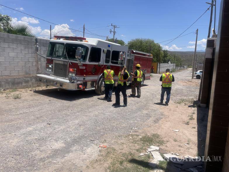 $!Protección Civil detectó fallas en el sistema eléctrico del lugar, entre ellas cables expuestos a media altura que representaban un riesgo para los asistentes.