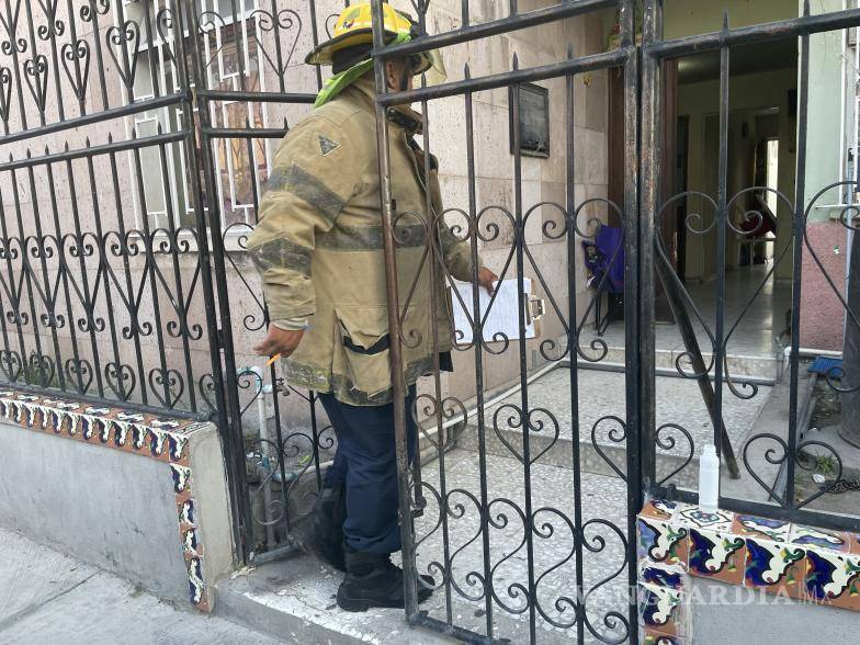 $!Bomberos se aseguraron que no existía riesgo de explosión.