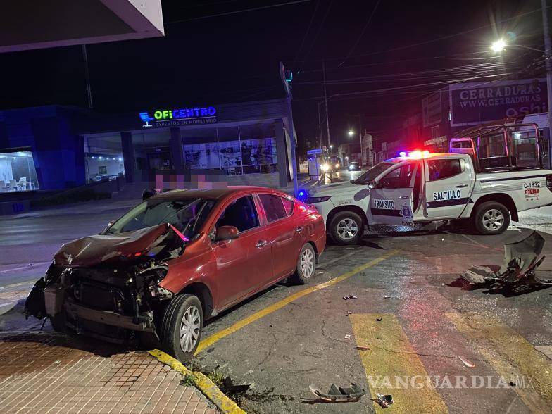 $!Ninguno de los involucrados aceptó su responsabilidad, por lo que el caso fue turnado al Ministerio Público de Asuntos Viales.