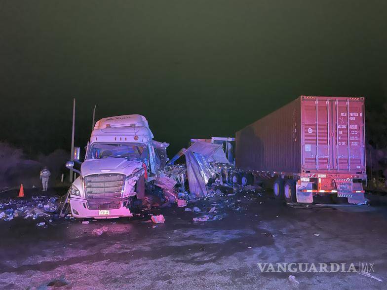 $!Agentes de la Guardia Nacional inspeccionan la zona antes de reabrir la circulación.