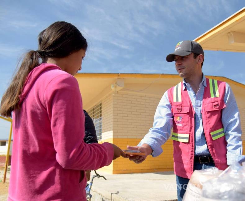 $!Personal del DIF visitó cada rincón de Saltillo y su área rural.