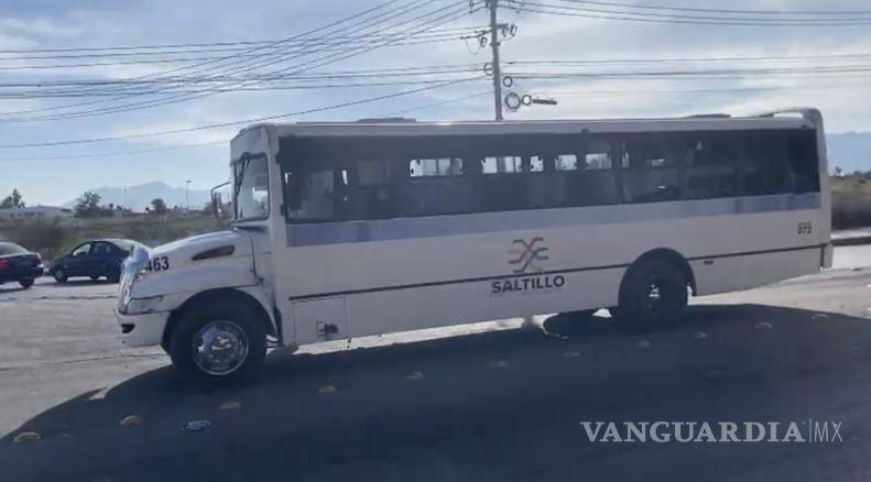 $!ScreenshotEl impacto entre ambas unidades provocó daños materiales considerables, aunque no se reportaron personas lesionadas tras el percance registrado antes de las 08:00 horas.