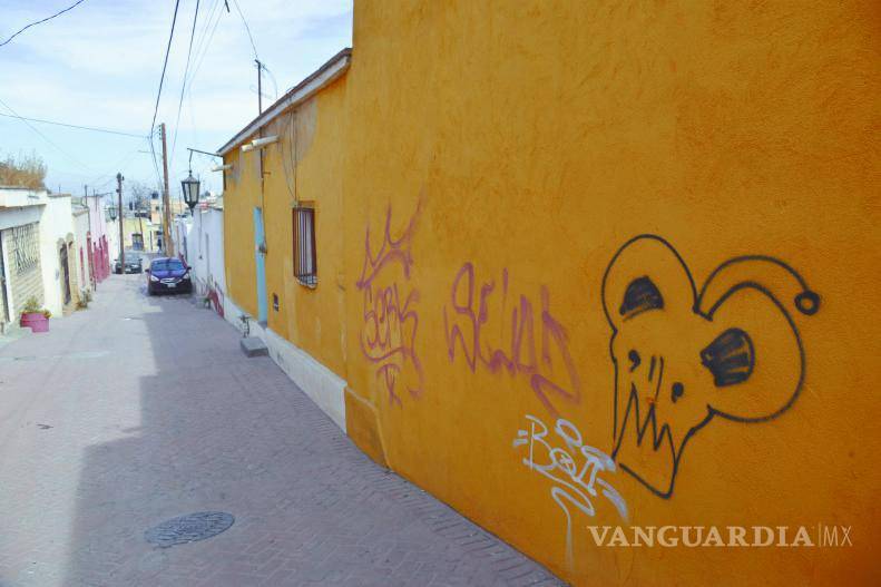 $!Olvido. La última ocasión en que se le dio un cambio de imagen al Callejón Miraflores fue en 2008; actualmente en el lugar predomina el graffiti y casas abandonadas.