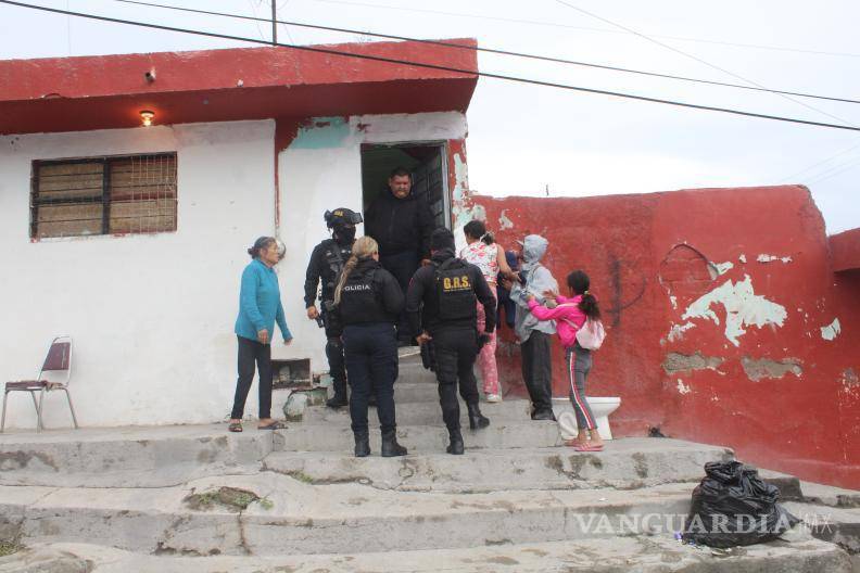 $!La policía aseguró el domicilio mientras se llevaban a cabo las primeras investigaciones.