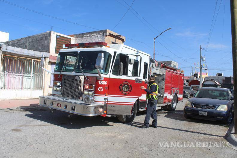 $!Familiares trasladaron al lesionado en un vehículo particular a una clínica de la localidad.