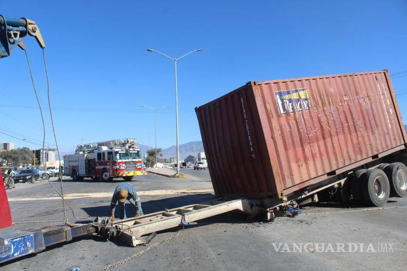 $!El tren remolcaba 15 furgones vacíos al momento del impacto.