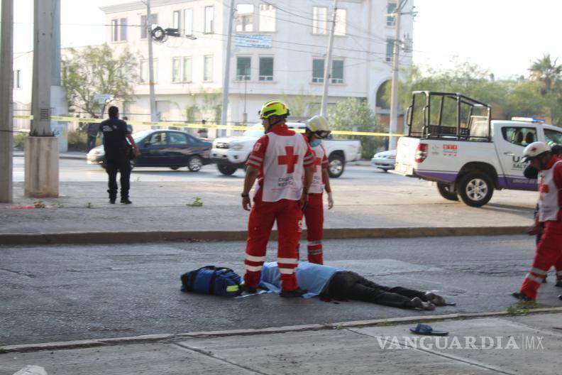 $!Paramédicos y policía se presentaron en el lugar.