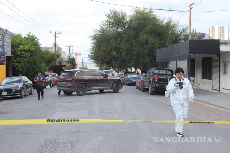 $!El hombre quedó dormido en un sillón, y fue hasta cerca de las tres de la tarde cuando uno de sus compañeros intentó despertarlo, sin éxito.