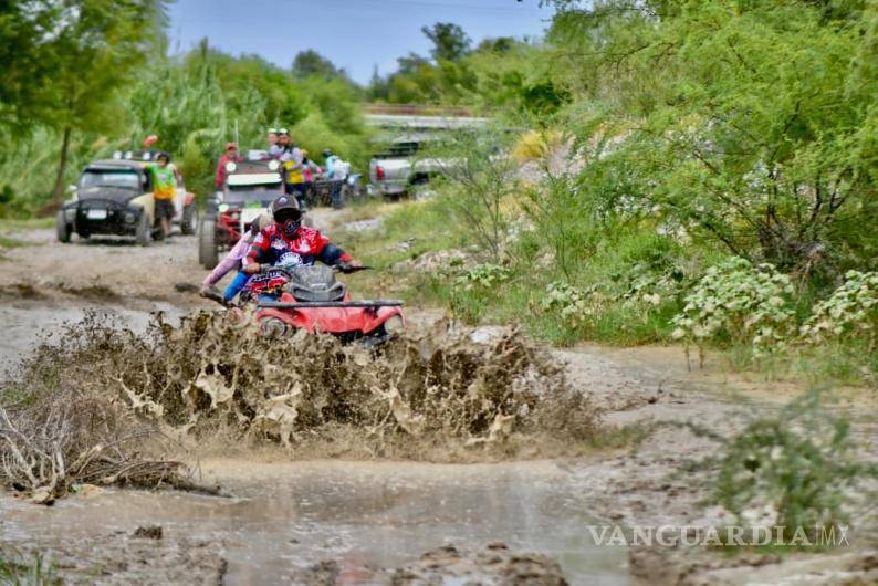 $!Pilotos de distintos lugares recorrieron los paisajes de Candela en un ambiente de emoción y aventura.