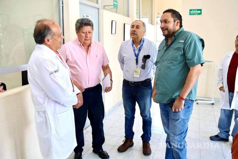 $!Equipos médicos son evaluados durante el recorrido de supervisión.