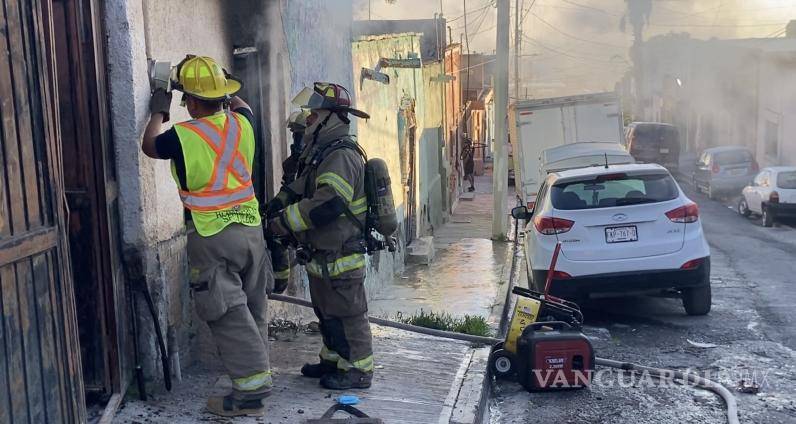 $!ScreenshotFamiliares de la propietaria señalaron que un hombre con antecedentes de problemas de adicción permanecía en el domicilio, por lo que no se descartaba alguna relación con el origen del incendio.