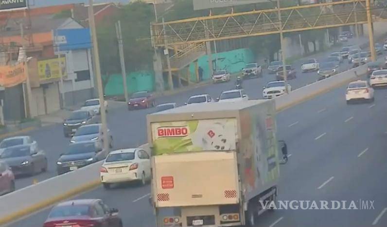 $!El hombre de nacionalidad hondureña fue detenido en Monterrey por intentar robarse el camión de una empresa panificadora.