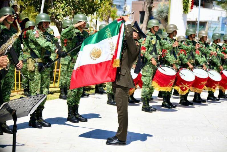 $!En el acto cívico se rindieron honores a la Bandera Nacional.