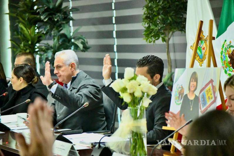 $!Recordó el alcalde Román Cepeda, que como síndica de este Cabildo, Laura Reyes Retana estuvo en 44 sesiones.