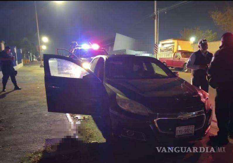 $!Elementos de Policía Preventiva acudieron para tomar conocimiento del accidente.