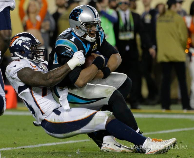 $!Broncos vence 24 a 10 a las Panthers y se lleva el Super Bowl