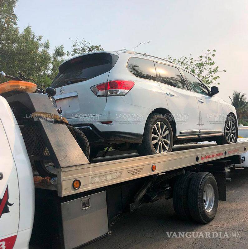 $!El 7 de mayo, la camioneta fue encontrada en un hotel de la colonia 5 de Mayo, y a pesar de que le cambiaron el color, de negro a blanco, pudo ser identificada