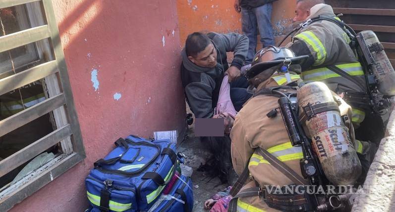 $!Un incendio en la calle José María Bocanegra dejó como resultado la pérdida de una niña de 3 años y hermanos en estado crítico.
