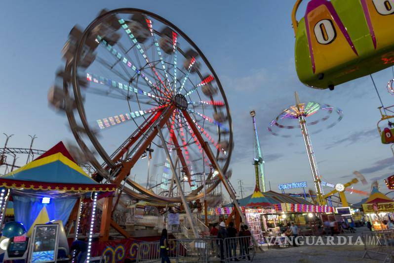 $!Los juegos mecánicos son constantemente supervisados.