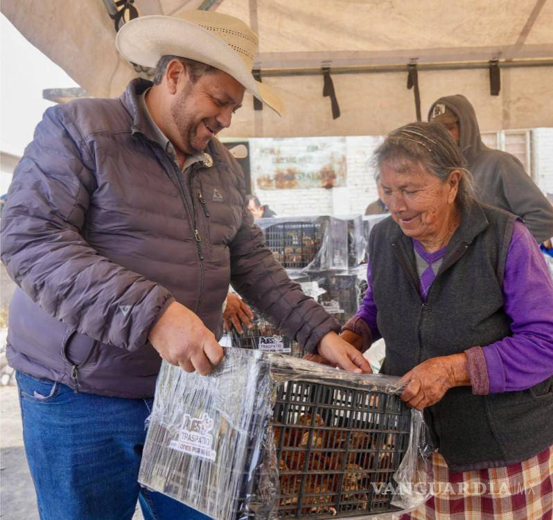 $!Familias de diversas comunidades rurales se beneficiaron con apoyos alimentarios y productivos.