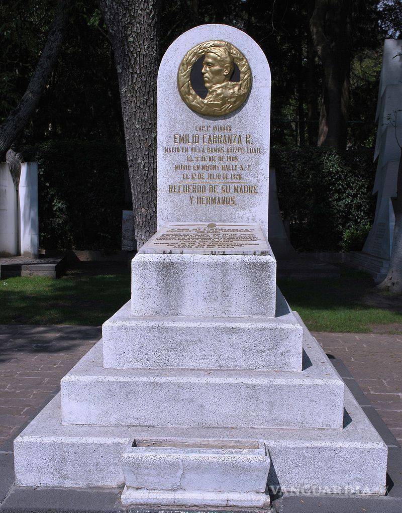 $!Tumba de Emilio Carranza en la Ciudad de México