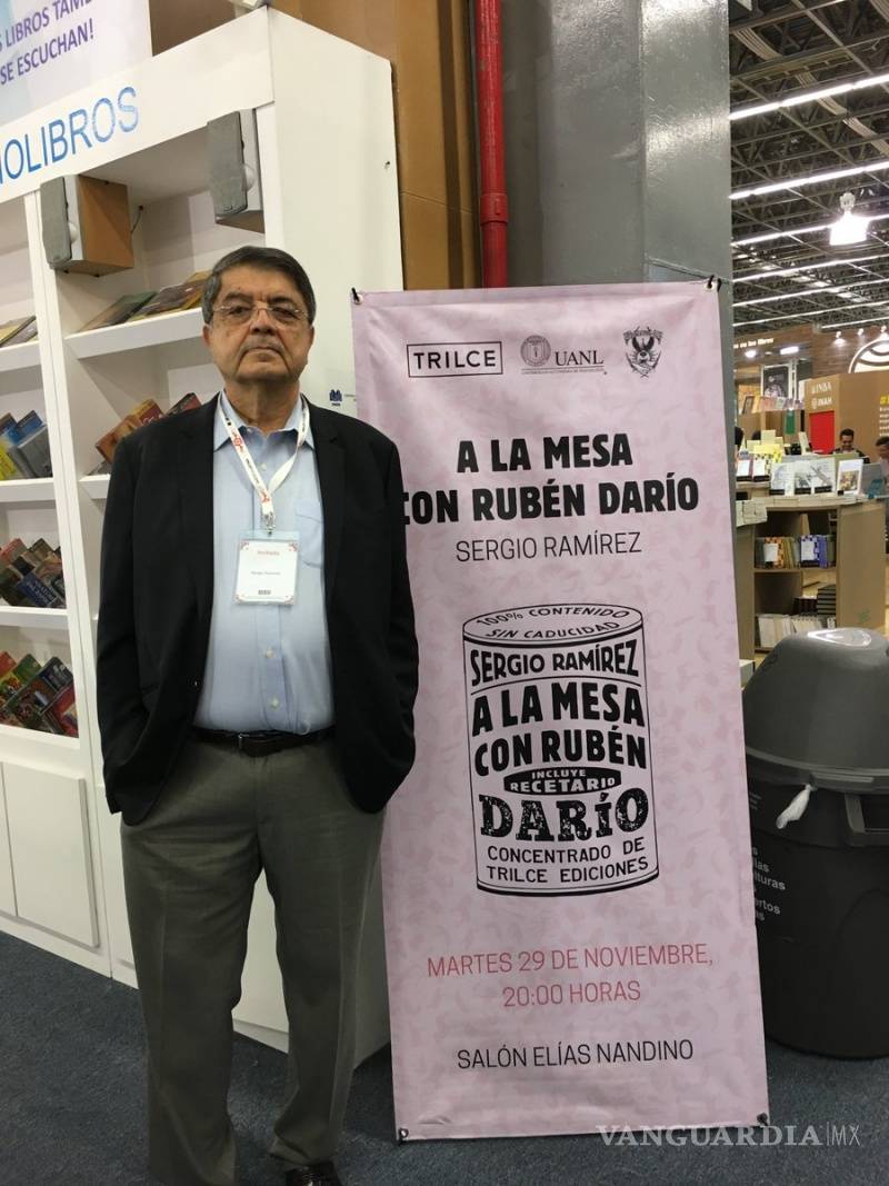 $!Sergio Ramírez lleva al lector "A la mesa con Rubén Darío"