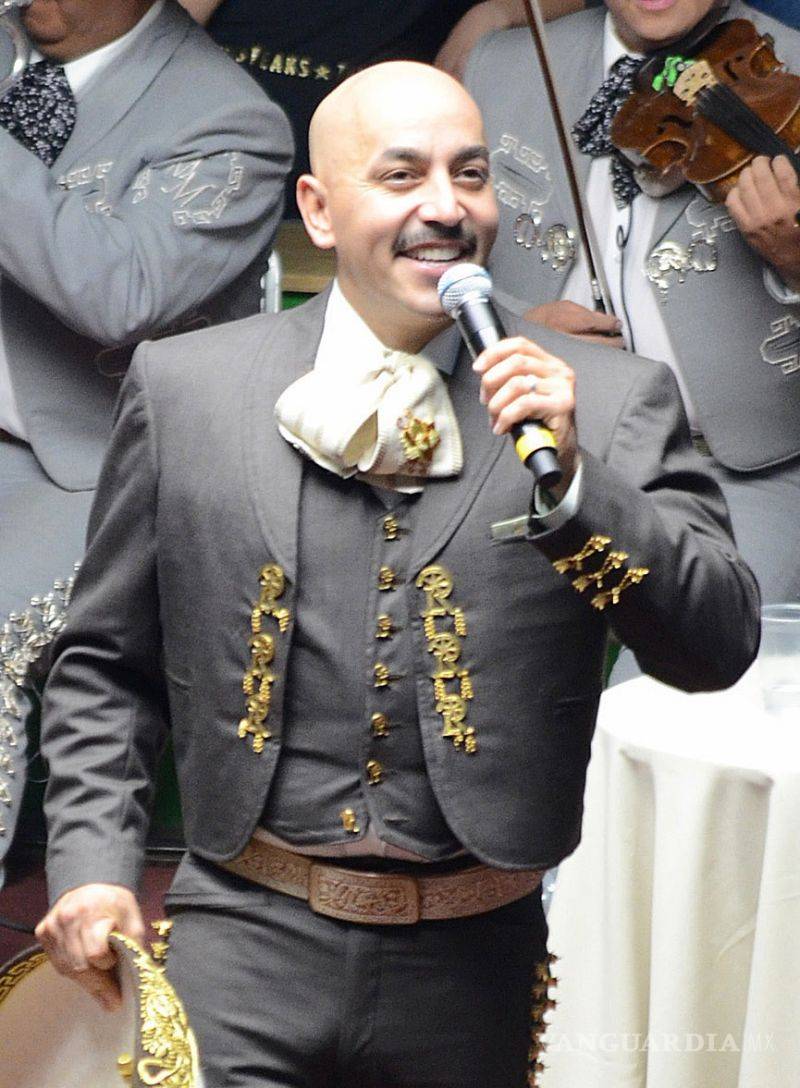 $!¡Un grito a la distancia!, Carlos Rivera, Lila Downs y muchos más