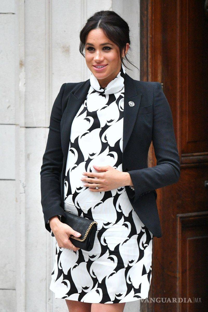 $!Meghan Markle da 'declaración' con minivestido en el Día de la Mujer