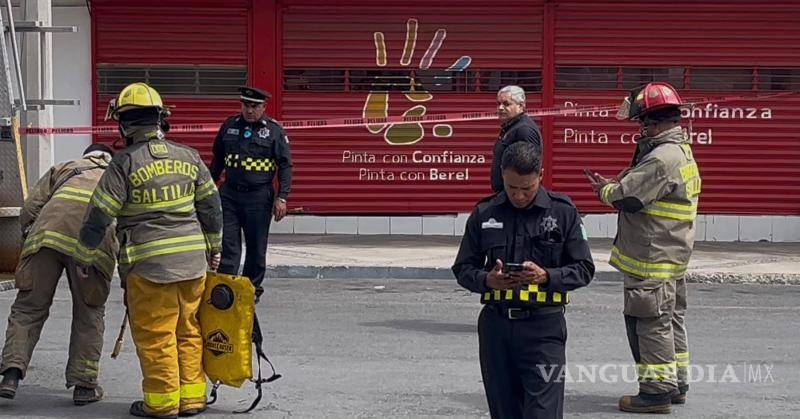 $!El desperfecto fue localizado en el exterior de un inmueble, donde se realizaron labores de inspección para descartar mayores riesgos.