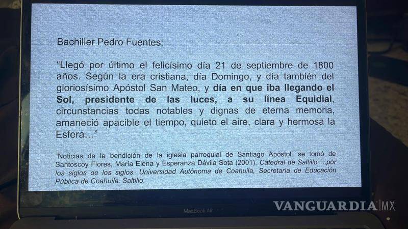 $!El arquitecto Arturo Villarreal explica la relación entre la catedral y la orientación solar.