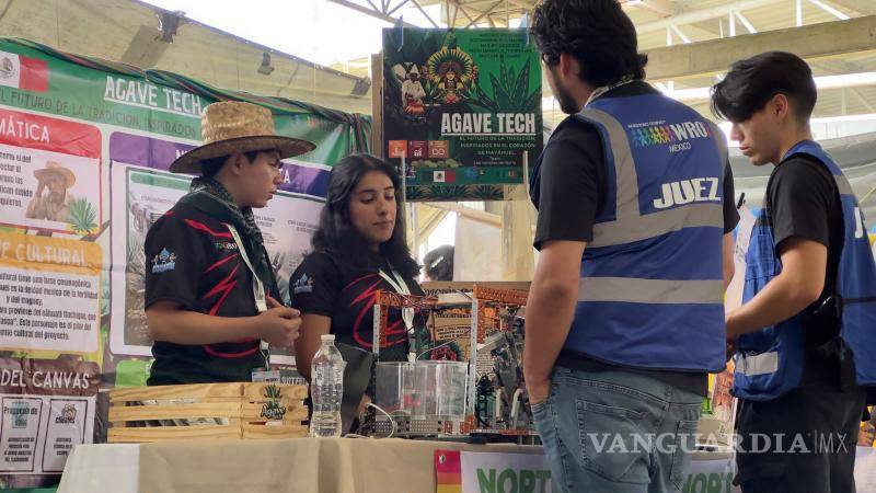 $!‘Norteños del Norte’ obtuvo el segundo lugar nacional en secundaria, con un robot diseñado para apoyar a agricultores en la extracción de aguamiel.