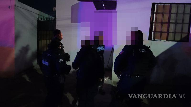 $!Elementos de la Comisaría de Seguridad y Protección Ciudadana aseguraron el arma blanca después de un forcejeo con el agresor.