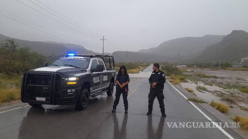 $!Protección Civil, Bomberos y Seguridad Pública realizaron recorridos para atender reportes y prevenir riesgos tras las lluvias.