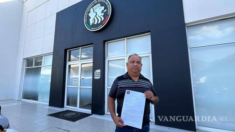 $!Dueños de las propiedades y vehículos afectados por un incendio de grandes proporciones en Santa Catarina, Nuevo León, acudieron a interponer la denuncia en contra de quien resulte responsable.